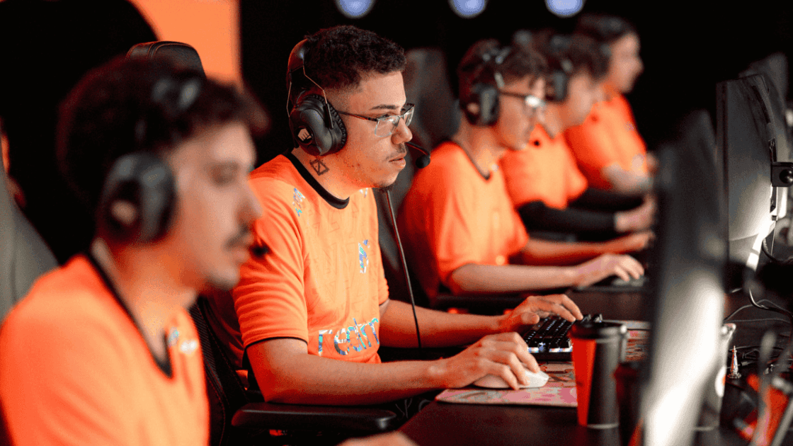 Foto de Drakehero, atuando pela Alpha7 Esports.